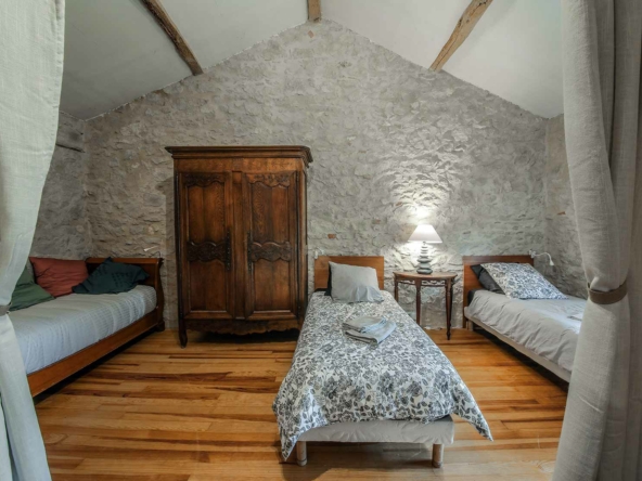 Location weekend Gite de la Plonde séjour vacances au village de Labessière-Candeil Marssac sur Tarn Occitanie louer un gîte de charme près de Toulouse et Albi